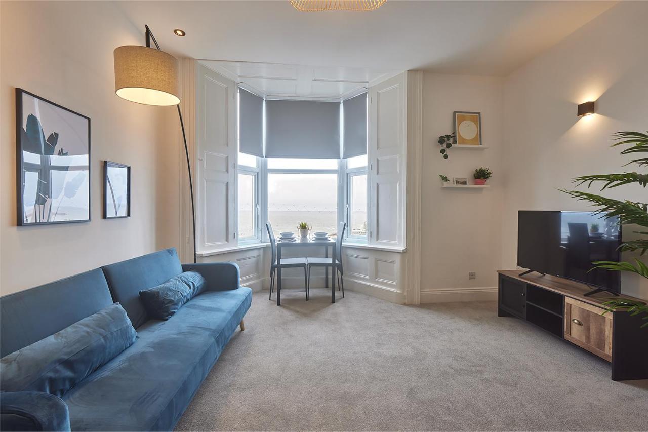 5 Roker Terrace - Seaview Apartments Sunderland  Eksteriør billede