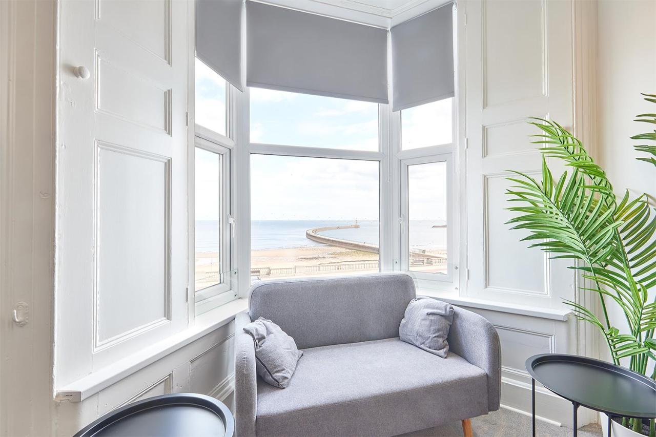 5 Roker Terrace - Seaview Apartments Sunderland  Eksteriør billede