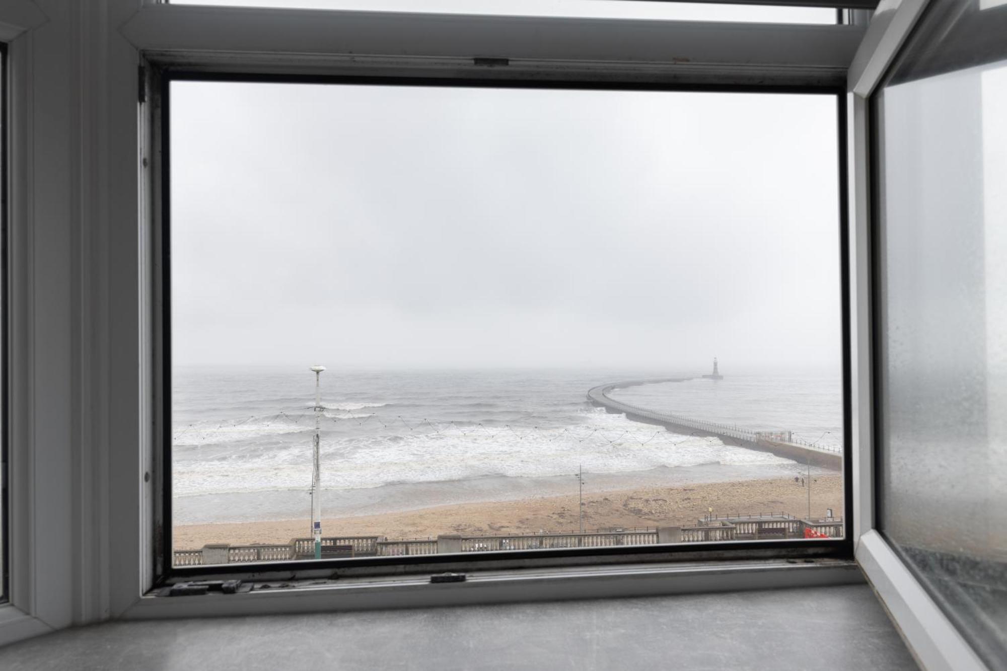 5 Roker Terrace - Seaview Apartments Sunderland  Eksteriør billede